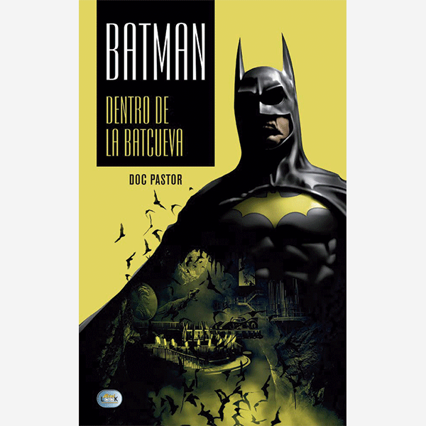 Batman dentro de la Batcueva
